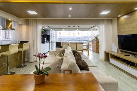 Apartamento à venda com 122m², 3 quartos e 2 vagasSala