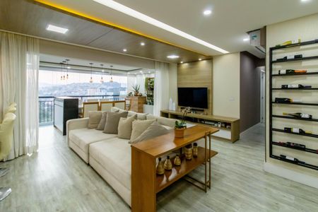 Apartamento à venda com 122m², 3 quartos e 2 vagasSala