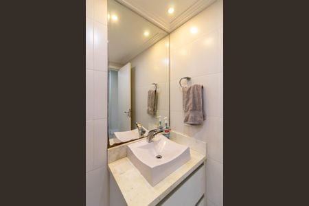 Apartamento à venda com 122m², 3 quartos e 2 vagasBanheiro da Suíte