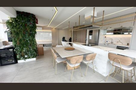Apartamento à venda com 2 quartos, 140m² em Campo Belo, São Paulo