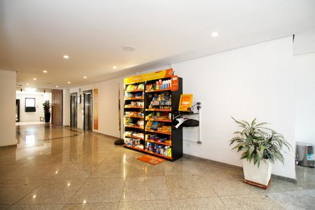 Apartamento à venda com 84m², 2 quartos e 2 vagasÁrea Comum - Mini Mercado