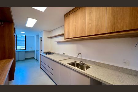 Apartamento à venda com 134m², 3 quartos e 2 vagasCozinha