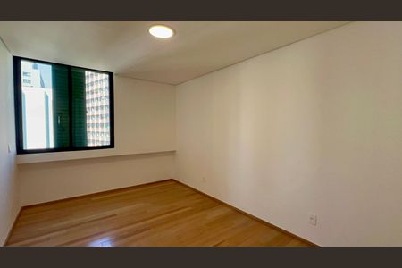 Apartamento à venda com 134m², 3 quartos e 2 vagasQuarto