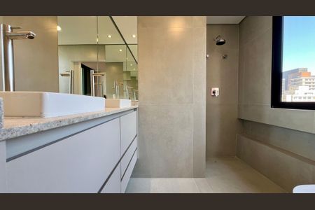 Apartamento à venda com 134m², 3 quartos e 2 vagasBanheiro da Suíte 2