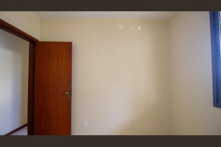 Apartamento à venda com 95m², 3 quartos e 2 vagas Apartamento à venda com 95m², 3 quartos e 2 vagasQuarto 2