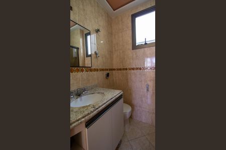 Apartamento à venda com 95m², 3 quartos e 2 vagas Apartamento à venda com 95m², 3 quartos e 2 vagasBanheiro da Suíte