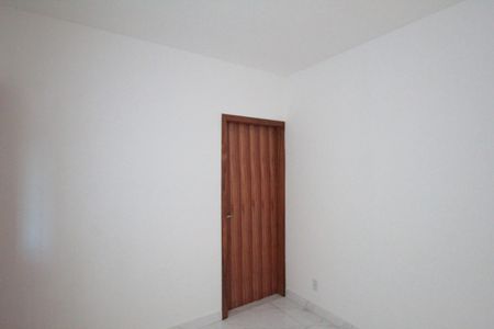 Sala de casa para alugar com 3 quartos, 60m² em Santa Martinha, Ribeirão das Neves
