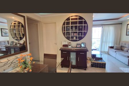 Apartamento à venda com 69m², 3 quartos e 1 vaga Apartamento à venda com 69m², 3 quartos e 1 vagaSala de Jantar