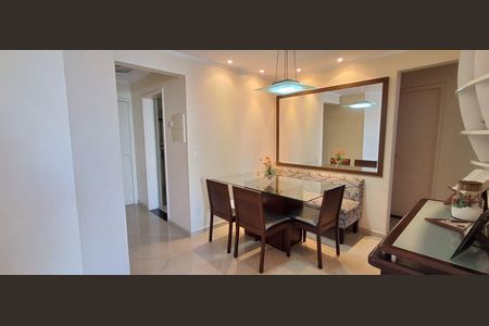 Apartamento à venda com 69m², 3 quartos e 1 vaga Apartamento à venda com 69m², 3 quartos e 1 vagaSala de Jantar