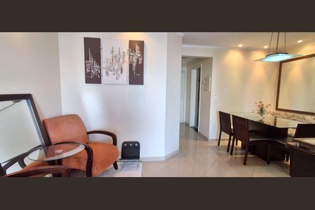 Apartamento à venda com 69m², 3 quartos e 1 vaga Apartamento à venda com 69m², 3 quartos e 1 vagaSala