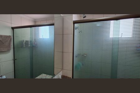 Apartamento à venda com 69m², 3 quartos e 1 vaga Apartamento à venda com 69m², 3 quartos e 1 vagaBanheiro Social