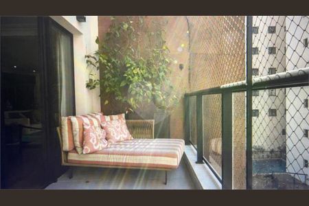 Apartamento à venda com 3 quartos, 203m² em Vila Progredior, São Paulo