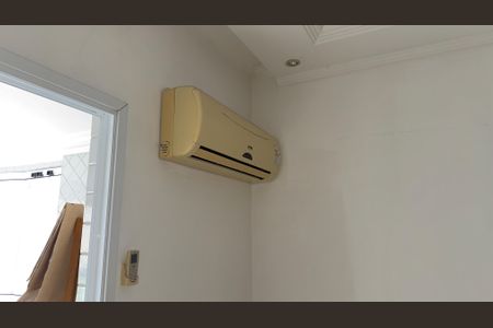 Sala de apartamento para alugar com 3 quartos, 70m² em Vila Tupi, Praia Grande