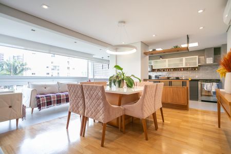 Apartamento à venda com 3 quartos, 143m² em Vila Mariana, São Paulo