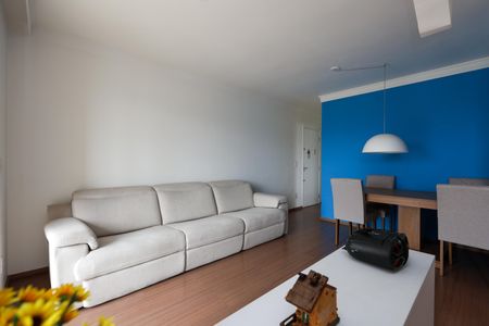 Apartamento para alugar com 60m², 2 quartos e sem vagaSala