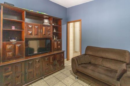 Casa à venda com 118m², 2 quartos e 2 vagas Casa à venda com 118m², 2 quartos e 2 vagasSala