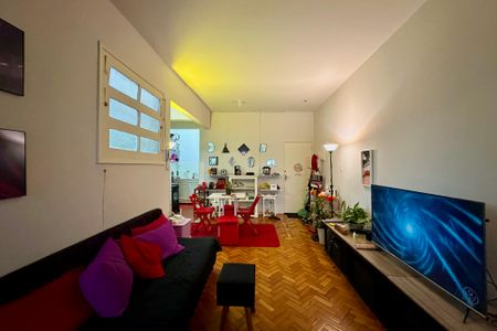 Apartamento à venda com 47m², 1 quarto e sem vaga Apartamento à venda com 47m², 1 quarto e sem vagaSala