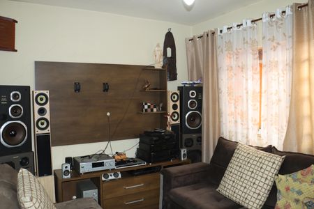 Casa para alugar com 180m², 4 quartos e 3 vagasSala