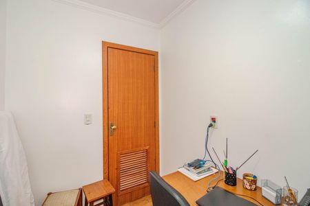 Apartamento à venda com 90m², 3 quartos e 1 vaga Apartamento à venda com 90m², 3 quartos e 1 vagaQuarto de Serviço