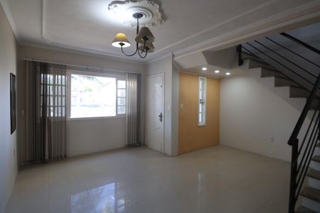 Sala 1 de casa à venda com 4 quartos, 233m² em Igara, Canoas