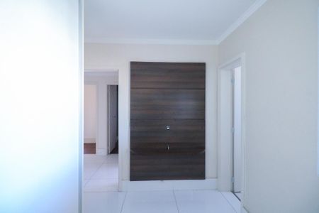Apartamento para alugar com 243m², 4 quartos e 4 vagas Apartamento para alugar com 243m², 4 quartos e 4 vagasSuíte 4