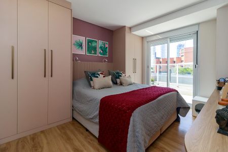 Apartamento à venda com 142m², 2 quartos e 2 vagas Apartamento à venda com 142m², 2 quartos e 2 vagasSuíte