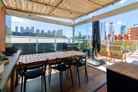 Apartamento à venda com 142m², 2 quartos e 2 vagas Apartamento à venda com 142m², 2 quartos e 2 vagasGarden