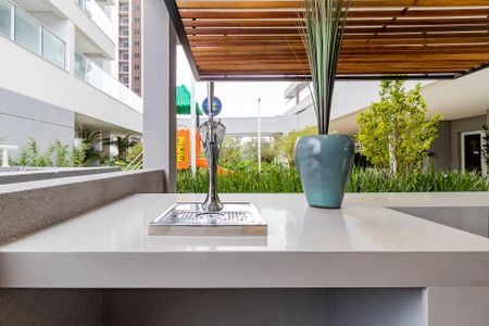 Apartamento à venda com 142m², 2 quartos e 2 vagas Apartamento à venda com 142m², 2 quartos e 2 vagasChurrasqueira