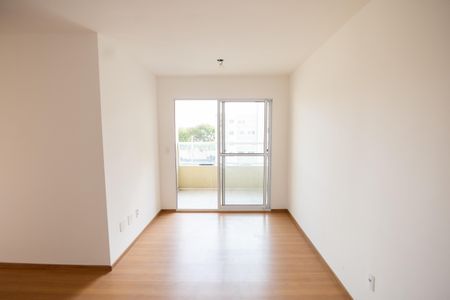 Sala de apartamento para alugar com 2 quartos, 50m² em Campo Grande, Rio de Janeiro