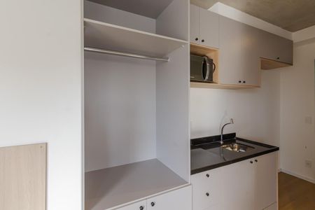 Studio de kitnet/studio para alugar com 1 quarto, 30m² em Indianópolis, São Paulo