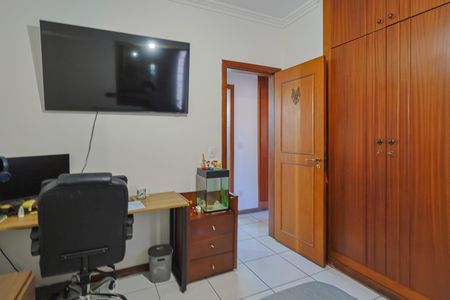 Apartamento à venda com 130m², 3 quartos e 2 vagasQuarto 1