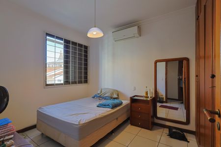 Apartamento à venda com 130m², 3 quartos e 2 vagasQuarto 2