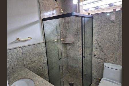 Casa à venda com 472m², 5 quartos e 6 vagas