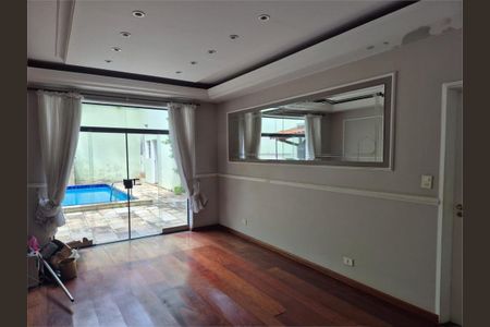 Casa à venda com 5 quartos, 472m² em Jardim Luzitania, São Paulo