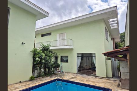Casa à venda com 472m², 5 quartos e 6 vagas