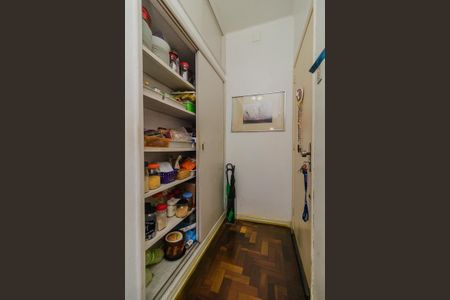 Apartamento à venda com 140m², 3 quartos e sem vaga Apartamento à venda com 140m², 3 quartos e sem vagaCorredor