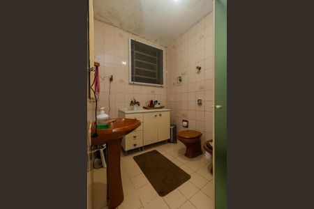 Apartamento à venda com 140m², 3 quartos e sem vaga Apartamento à venda com 140m², 3 quartos e sem vagaBanheiroi