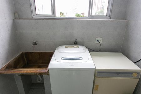 Casa para alugar com 280m², 3 quartos e 4 vagasÁrea de Serviço 1