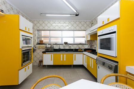 Casa para alugar com 280m², 3 quartos e 4 vagasCozinha