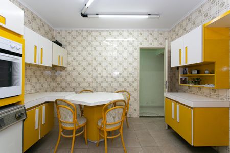 Casa para alugar com 280m², 3 quartos e 4 vagasCozinha