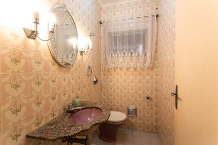 Casa para alugar com 280m², 3 quartos e 4 vagasLavabo