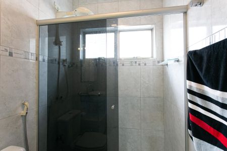 Casa para alugar com 280m², 3 quartos e 4 vagasBanheiro Social