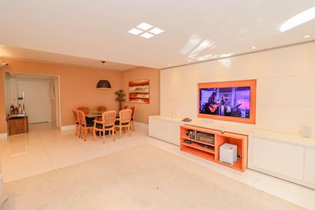 Apartamento à venda com 280m², 5 quartos e 4 vagasSala