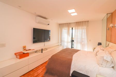 Apartamento à venda com 280m², 5 quartos e 4 vagasSuíte 1