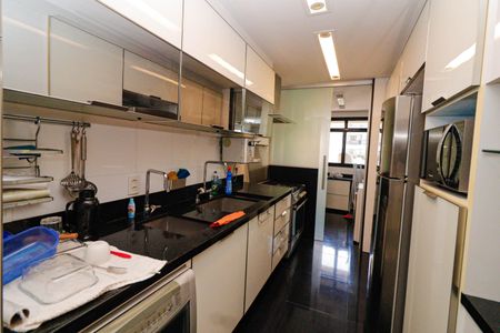 Apartamento à venda com 280m², 5 quartos e 4 vagasCozinha