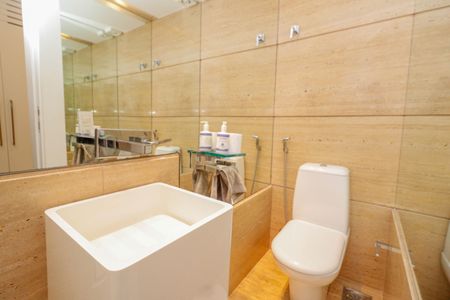 Apartamento à venda com 280m², 5 quartos e 4 vagasLavabo