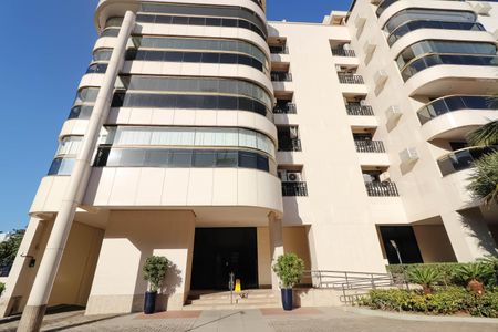Apartamento à venda com 280m², 5 quartos e 4 vagasFachada