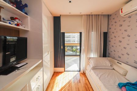 Apartamento à venda com 280m², 5 quartos e 4 vagasSuíte 3