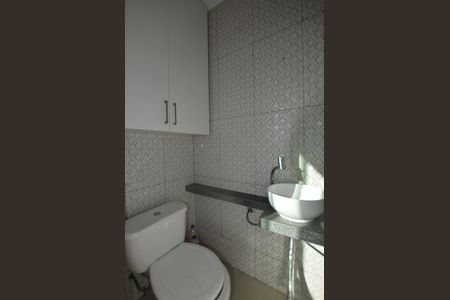 Lavabo de casa para alugar com 1 quarto, 70m² em Bento Ribeiro, Rio de Janeiro