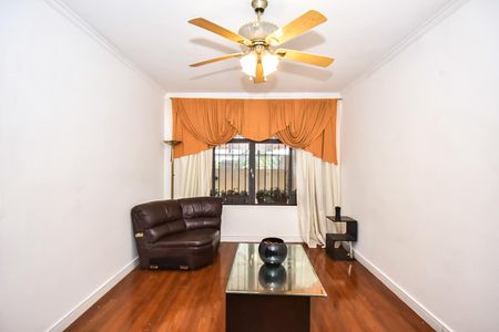 Sala de casa para alugar com 3 quartos, 250m² em Parque Pinheiros, Taboão da Serra